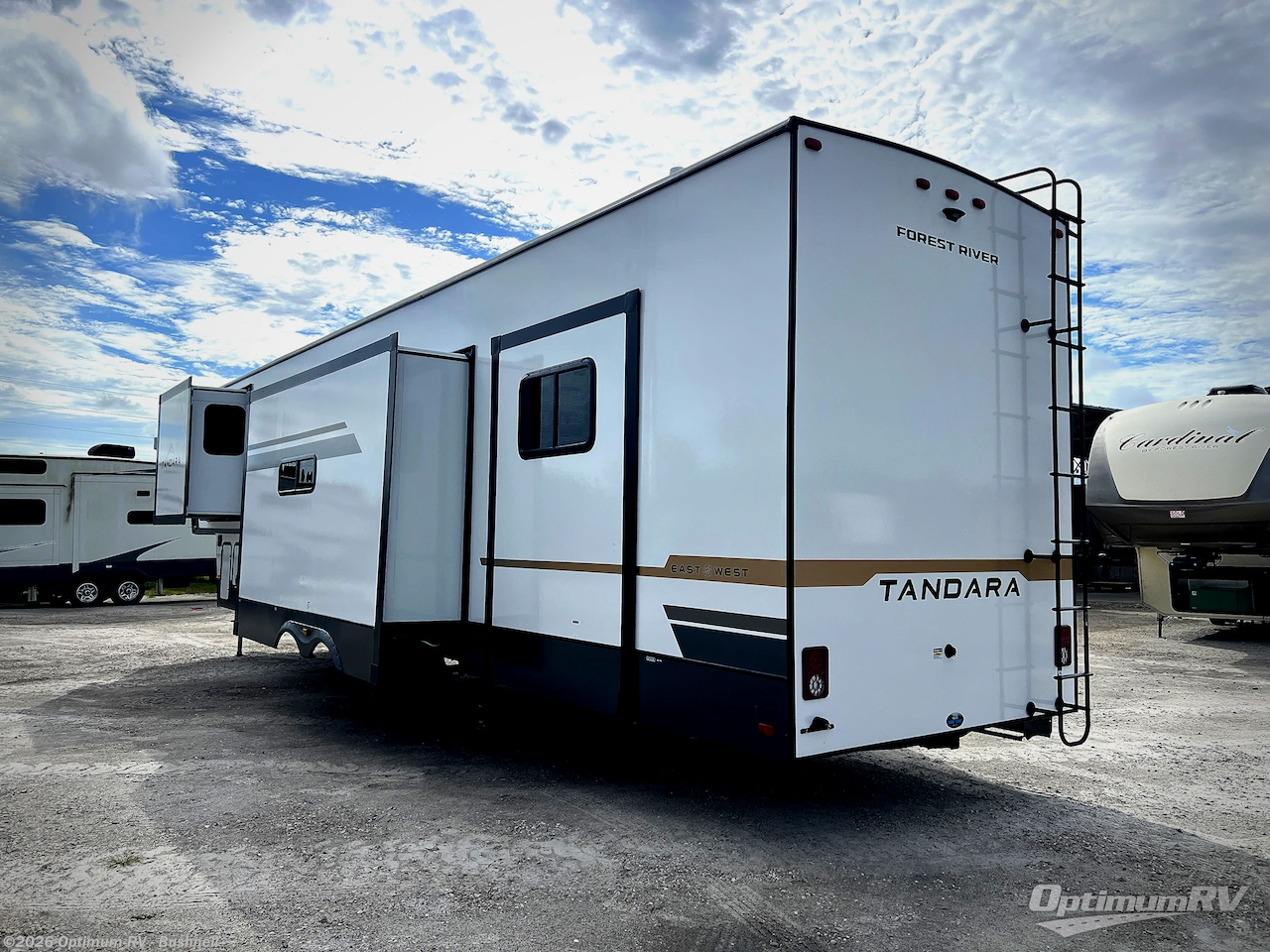 2027 East to West Tandara 389DS - New Fifth Wheel For Sale by Optimum RV - Bushnell in Bushnell, Florida features Awning, Slideout