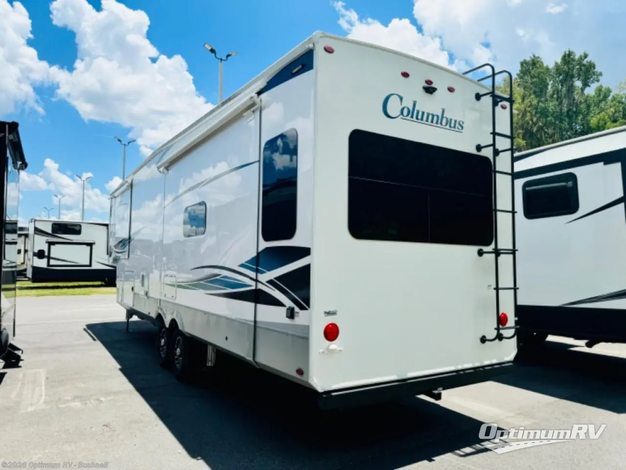 2022 Columbus 329DV by Palomino from Optimum RV - Bushnell in Bushnell, Florida