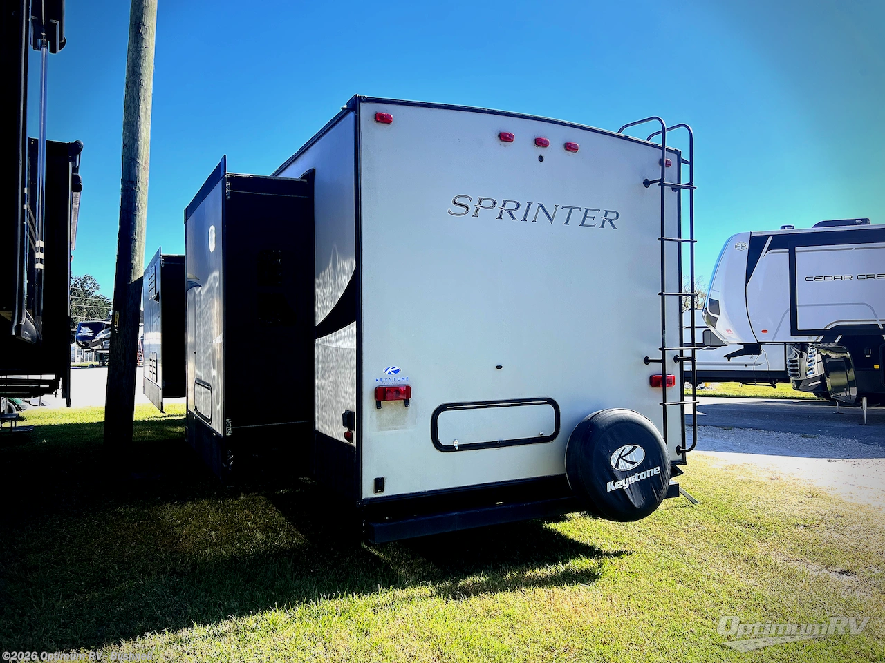 2021 Keystone Sprinter Limited 330KBS - Used Travel Trailer For Sale by Optimum RV - Bushnell in Bushnell, Florida features Slideout, Awning