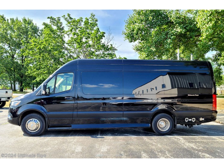 New 2025 Ultimate Toys Traveler Sprinter Van available in Loveland, Ohio