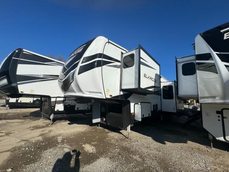 2022 Heartland Elkridge 37bbh Rv For Sale In Adamsburg, Pa 15611 