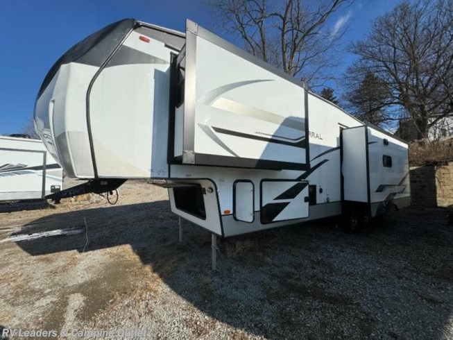 2023 Chaparral 336TSIK by Coachmen from RV Leaders & Camping Outlet in Adamsburg, Pennsylvania