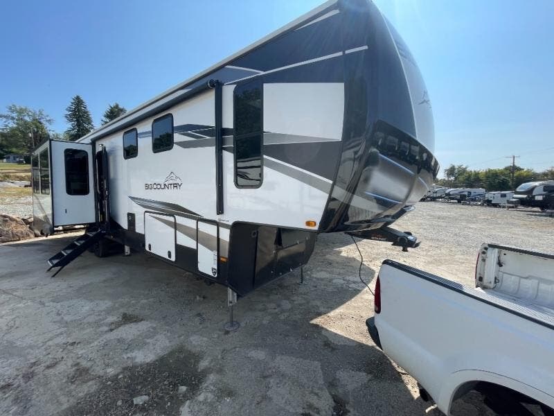 2023 Heartland Big Country 3705FB RV for Sale in Adamsburg, PA 15611 A6205 Classifieds