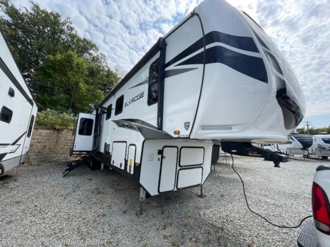 2023 ElkRidge 37FBH by Heartland from RV Leaders & Camping Outlet in Adamsburg, Pennsylvania