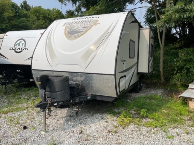 2017 Freedom Express 192RBS by Coachmen from RV Leaders & Camping Outlet in Adamsburg, Pennsylvania
