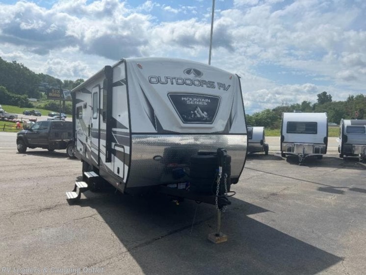 New 2024 Outdoors RV Creek Side Mountain Series 19MKS available in Adamsburg, Pennsylvania