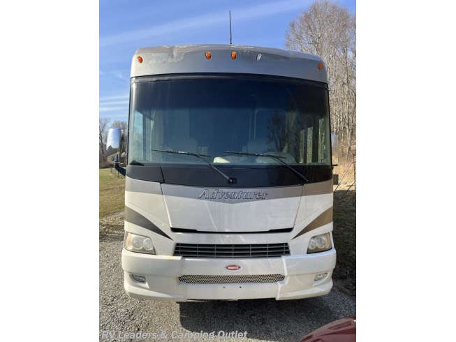 2009 Adventurer 35A by Winnebago from RV Leaders & Camping Outlet in Adamsburg, Pennsylvania