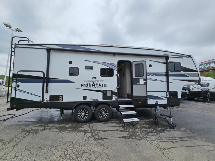 New 2024 Outdoors RV Mountain Series Glacier Peak F27MKS available in Adamsburg, Pennsylvania