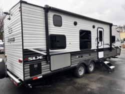 Used 2022 Jayco Jay Flight SLX 8 264BH available in Adamsburg, Pennsylvania