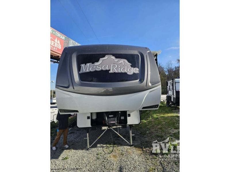 Used 2023 Highland Ridge Mesa Ridge XLT MF264RLS available in Adamsburg, Pennsylvania