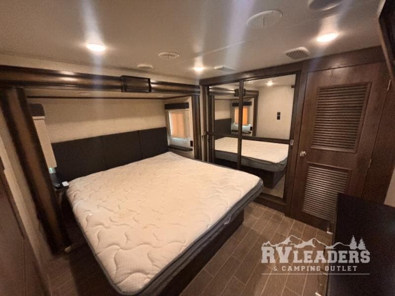 Used 2020 Keystone Montana 3855BR available in Adamsburg, Pennsylvania