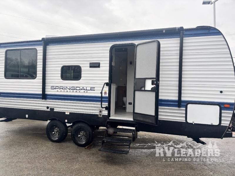 2025 Springdale Classic 200RLC by Keystone from RV Leaders & Camping Outlet in Adamsburg, Pennsylvania