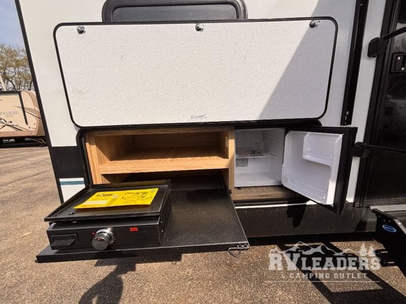 2025 Prowler 3211BH by Heartland from RV Leaders & Camping Outlet in Adamsburg, Pennsylvania