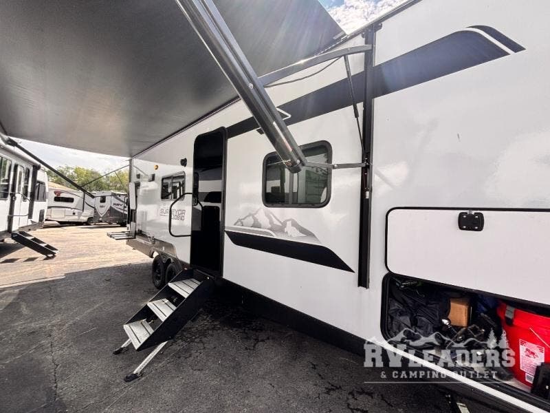 2024 Surveyor Legend 252RBLE by Forest River from RV Leaders & Camping Outlet in Adamsburg, Pennsylvania