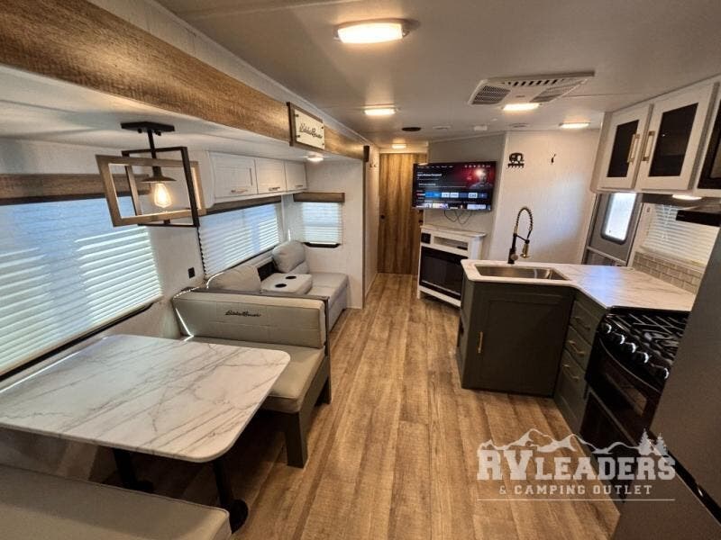 Used 2024 Heartland Eddie Bauer 34BHS available in Adamsburg, Pennsylvania