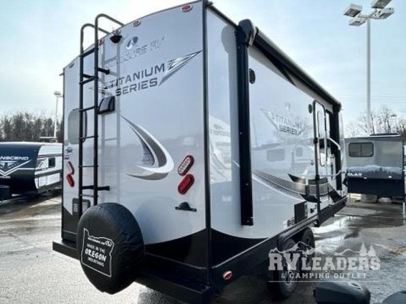 Titanium Rv 2026 Outdoors RV Creek Side Titanium Series 17CE RV for Sale in ...