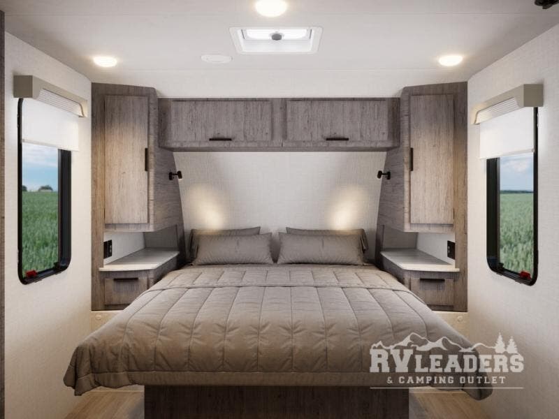 2026 Squire SQ19 by Lance from RV Leaders & Camping Outlet in Adamsburg, Pennsylvania