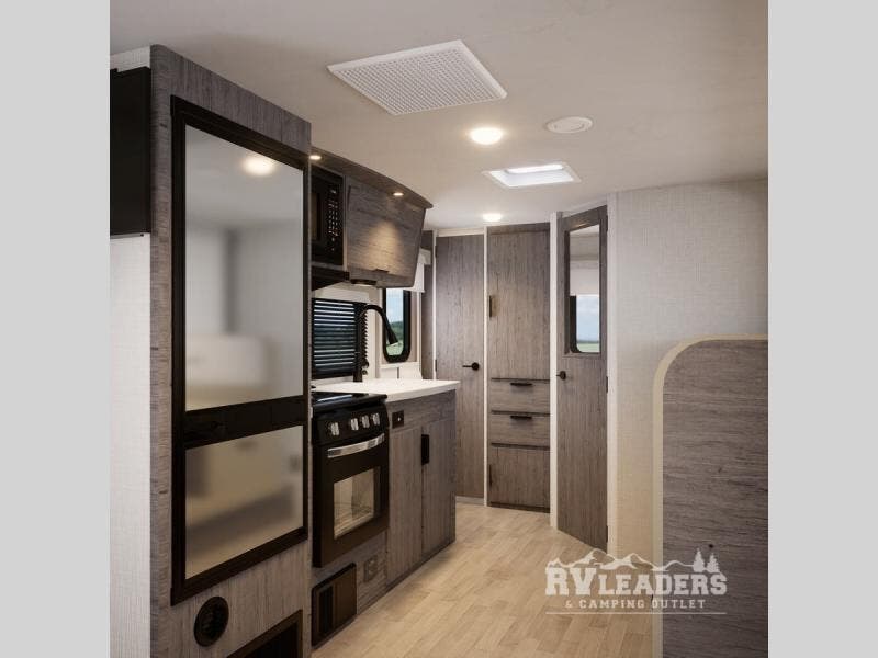 New 2026 Lance Squire SQ19 available in Adamsburg, Pennsylvania