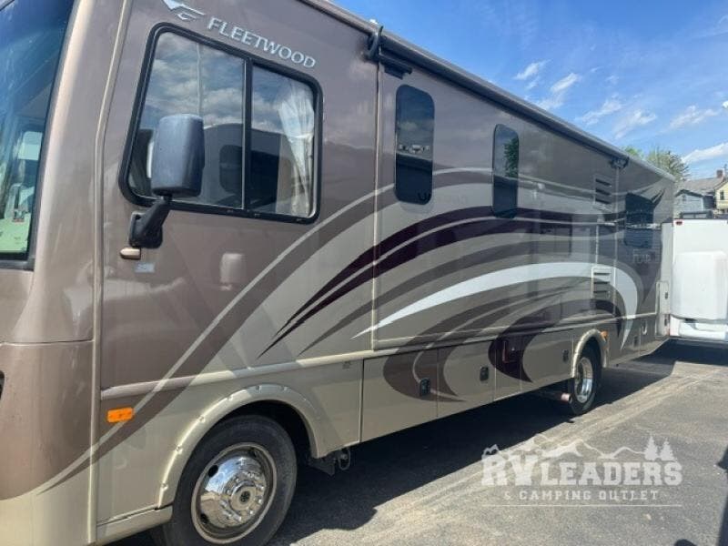 2016 Flair 29T by Fleetwood from RV Leaders & Camping Outlet in Adamsburg, Pennsylvania