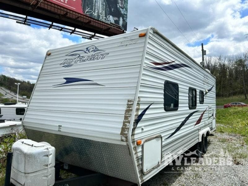 2010 Jay Flight 22FB by Jayco from RV Leaders & Camping Outlet in Adamsburg, Pennsylvania