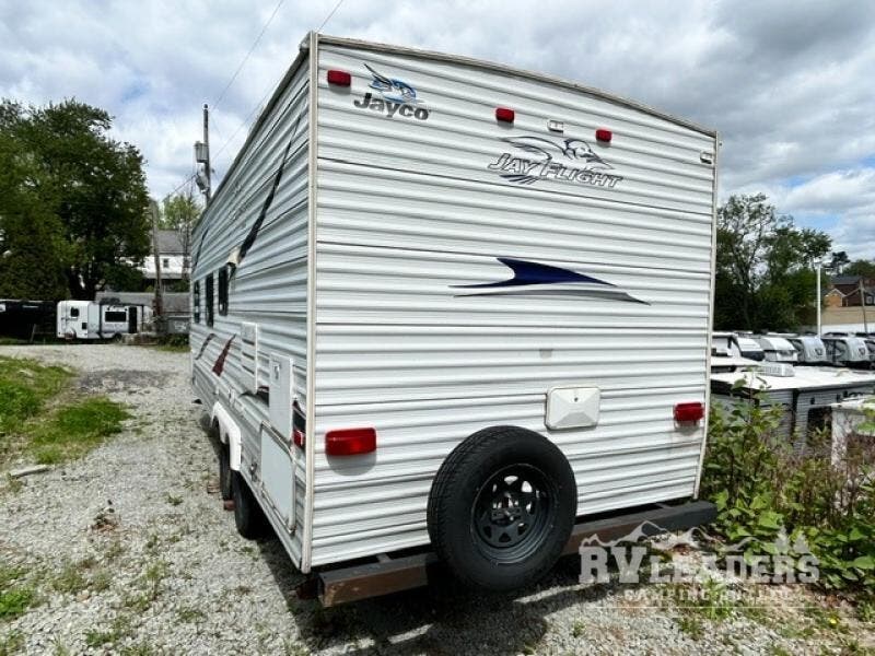 Used 2010 Jayco Jay Flight 22FB available in Adamsburg, Pennsylvania