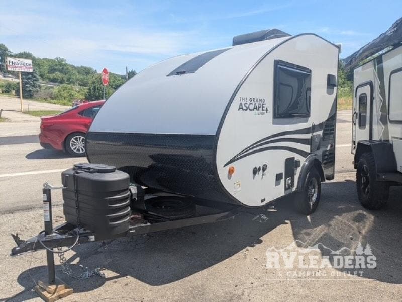 Used 2024 Aliner Ascape Grand  Plus available in Adamsburg, Pennsylvania