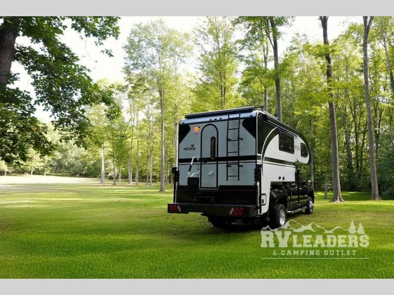 2027 Cirrus 920 by NuCamp from RV Leaders & Camping Outlet in Adamsburg, Pennsylvania
