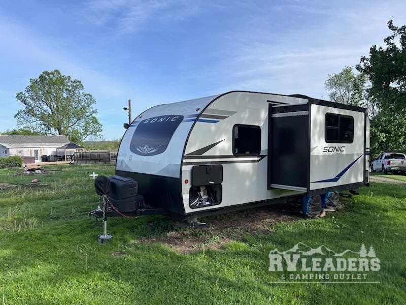 Used 2021 Venture RV Sonic SN220VRB available in Adamsburg, Pennsylvania