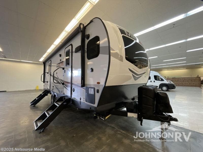 2021 Forest River Rockwood Mini Lite 2516S RV for Sale in Gilroy, CA