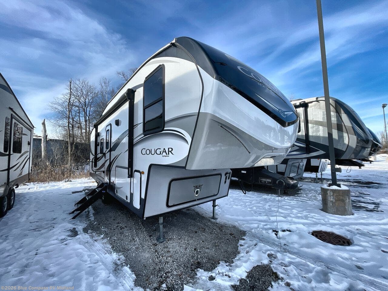 2020 Cougar 25RES by Keystone from Blue Compass RV Midland in Midland, Michigan