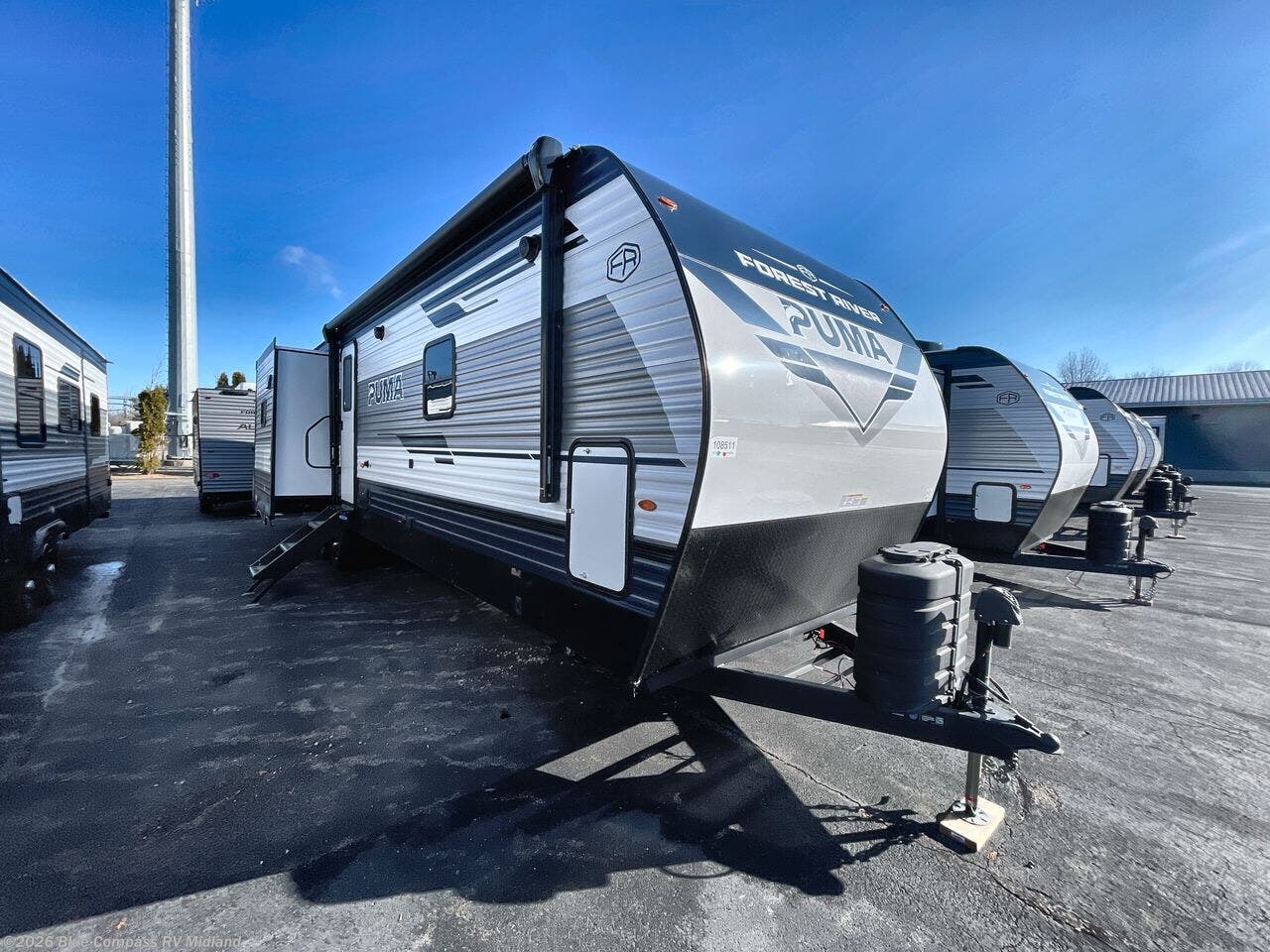 2026 Puma 32BHFS by Forest River from Blue Compass RV Midland in Midland, Michigan