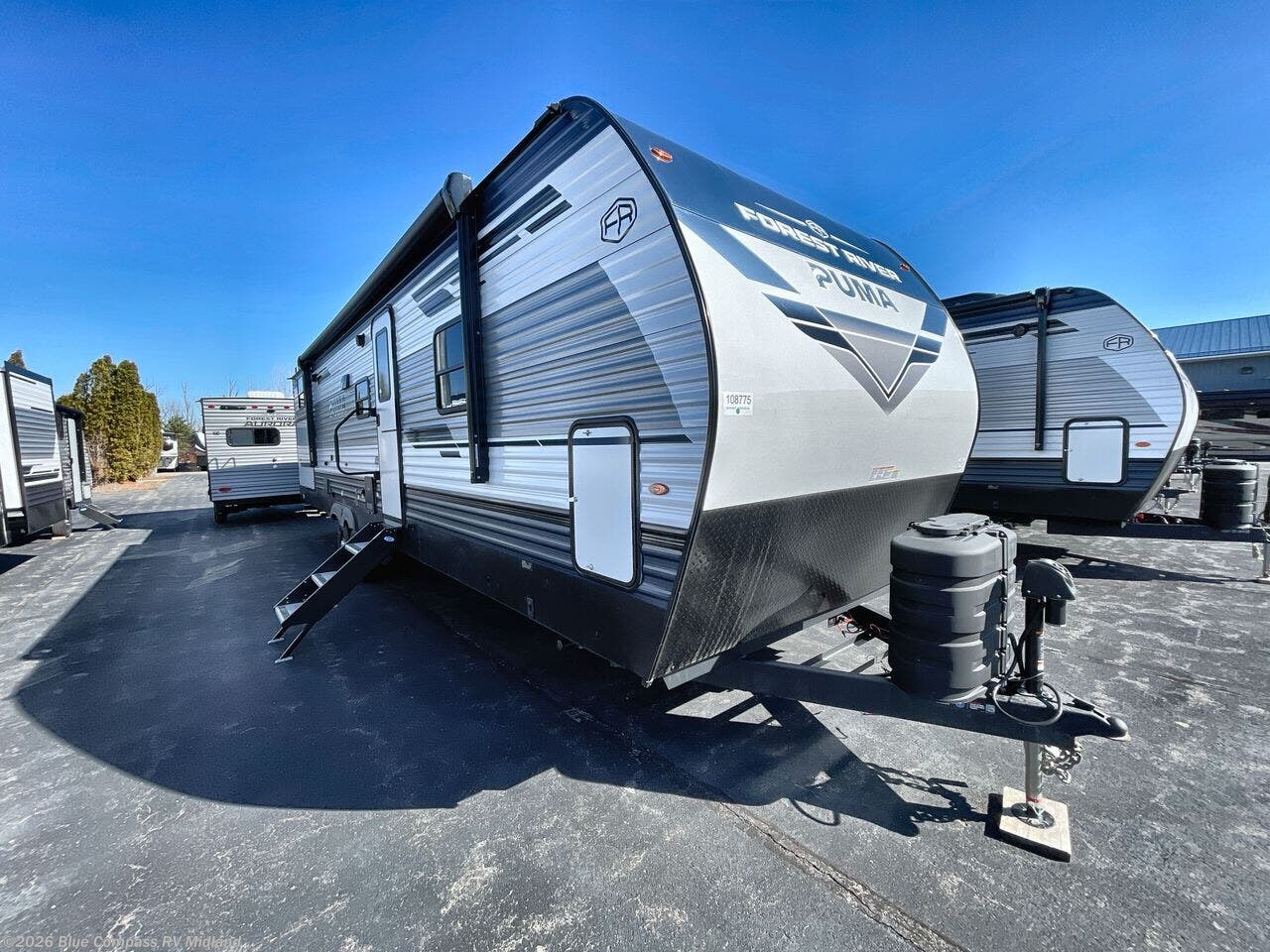 2026 Puma 32RBFQ by Forest River from Blue Compass RV Midland in Midland, Michigan