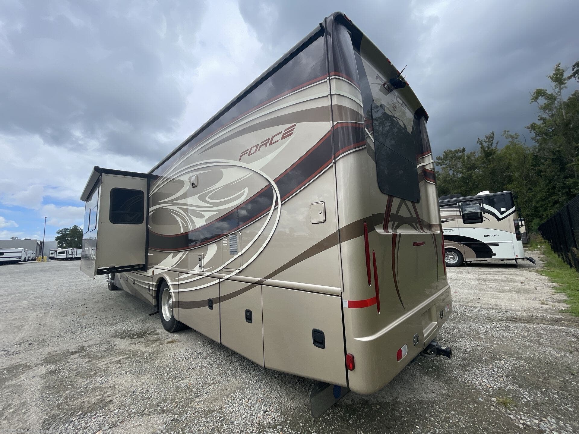 Used 2016 Dynamax Corp Force HD available in Midland, Michigan