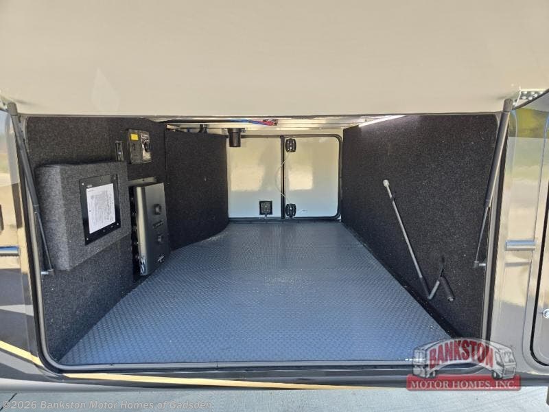 2025 Montana 3531RE by Keystone from Bankston Motor Homes of Gadsden in Attalla, Alabama