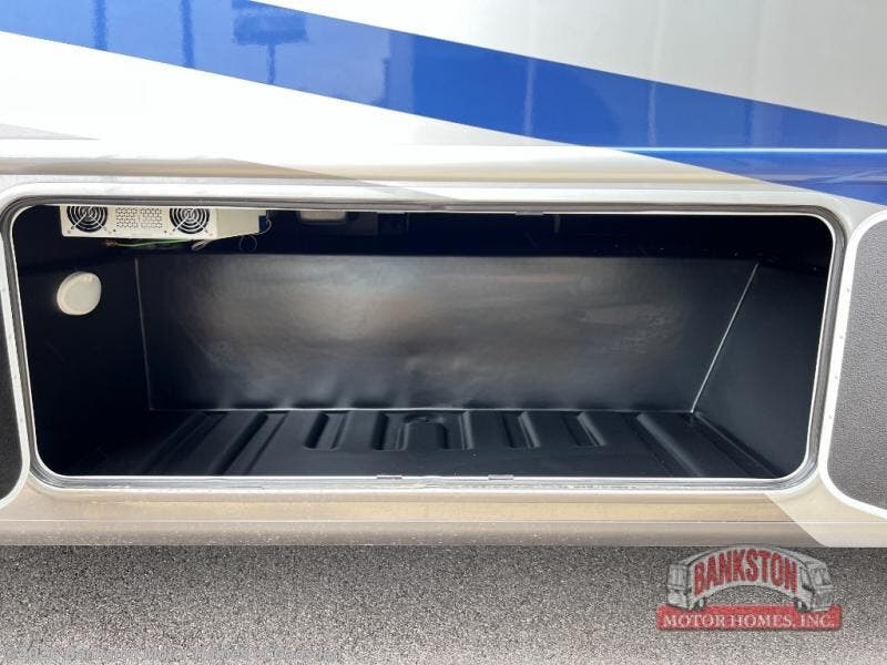 2025 Omni Trail L35 by Thor Motor Coach from Bankston Motor Homes of Gadsden in Attalla, Alabama