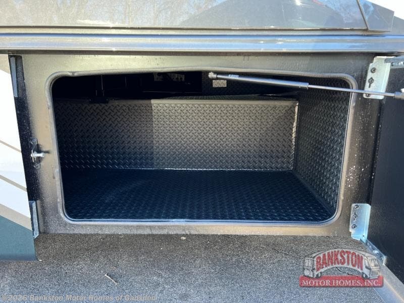 New 2025 Entegra Coach Accolade XT 35L available in Attalla, Alabama