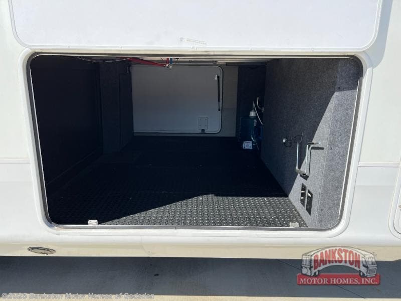 2020 North Point 387RDFS by Jayco from Bankston Motor Homes of Gadsden in Attalla, Alabama