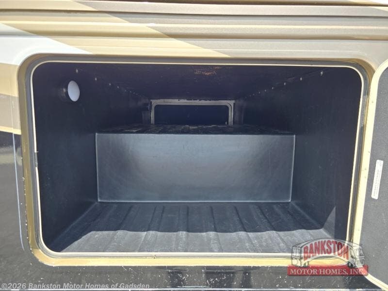 2018 Precept 33U by Jayco from Bankston Motor Homes of Gadsden in Attalla, Alabama