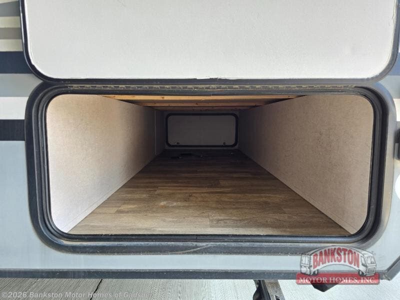 2018 Surveyor 264RKLE by Forest River from Bankston Motor Homes of Gadsden in Attalla, Alabama