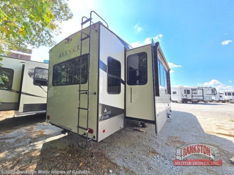 Used 2022 Alliance RV Avenue 32RLS available in Attalla, Alabama