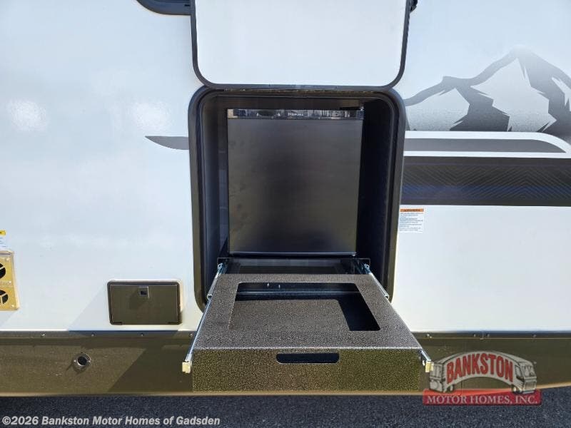 New 2026 Forest River Grand Surveyor 267RBSS available in Attalla, Alabama
