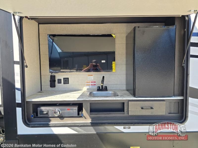 2026 SportTrek Touring Edition STT333VFK by Venture RV from Bankston Motor Homes of Gadsden in Attalla, Alabama