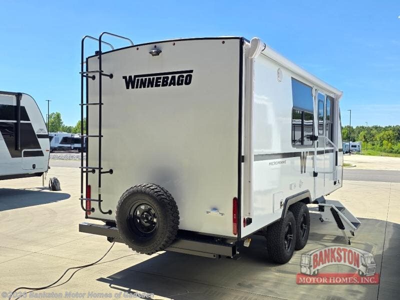 New 2026 Winnebago Micro Minnie 2108DS available in Attalla, Alabama
