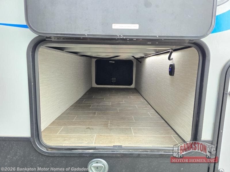 2020 Cherokee Arctic Wolf Suite 3550 by Forest River from Bankston Motor Homes of Gadsden in Attalla, Alabama