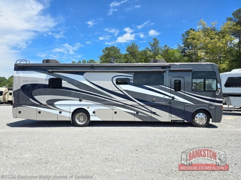 2017 Miramar 35.2 by Thor Motor Coach from Bankston Motor Homes of Gadsden in Attalla, Alabama