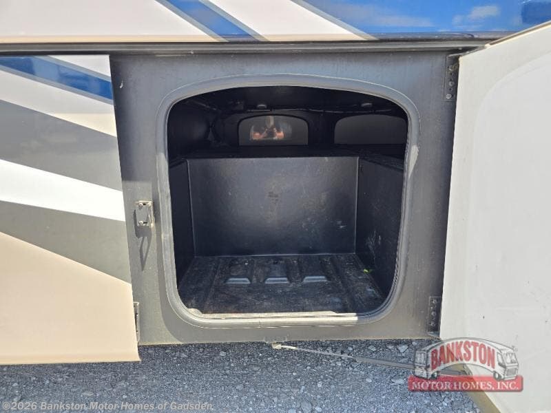 Used 2017 Thor Motor Coach Miramar 35.2 available in Attalla, Alabama