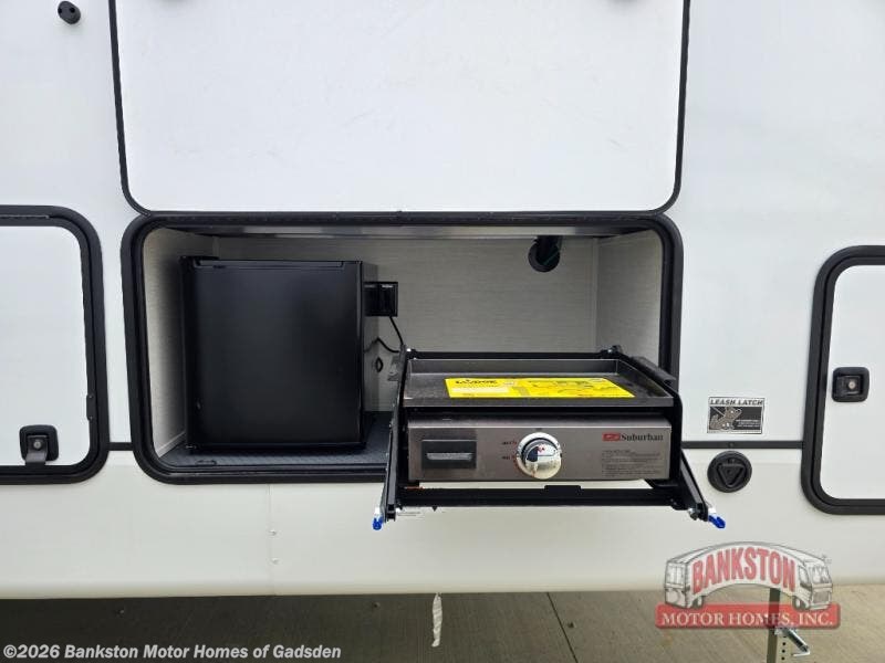 2026 Cherokee Sabre 36EST by Forest River from Bankston Motor Homes of Gadsden in Attalla, Alabama