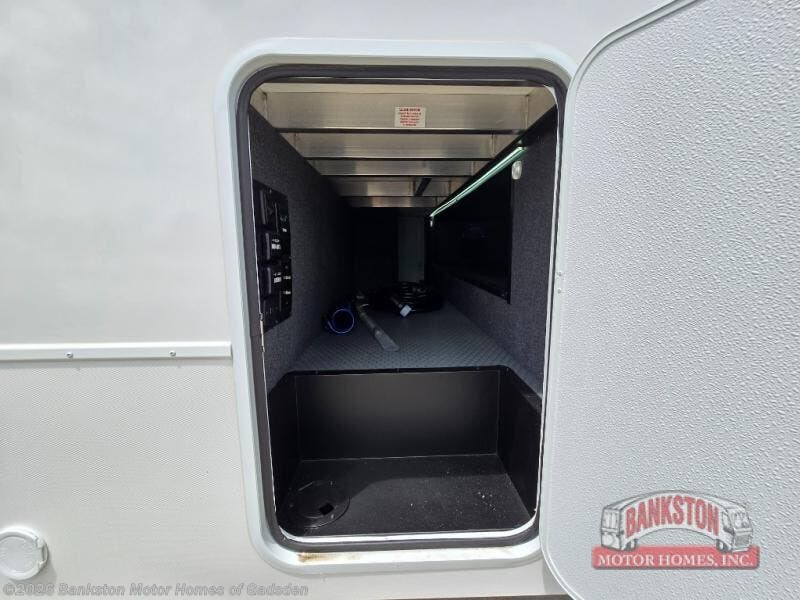2026 Valor All-Access 40A14 by Alliance RV from Bankston Motor Homes of Gadsden in Attalla, Alabama