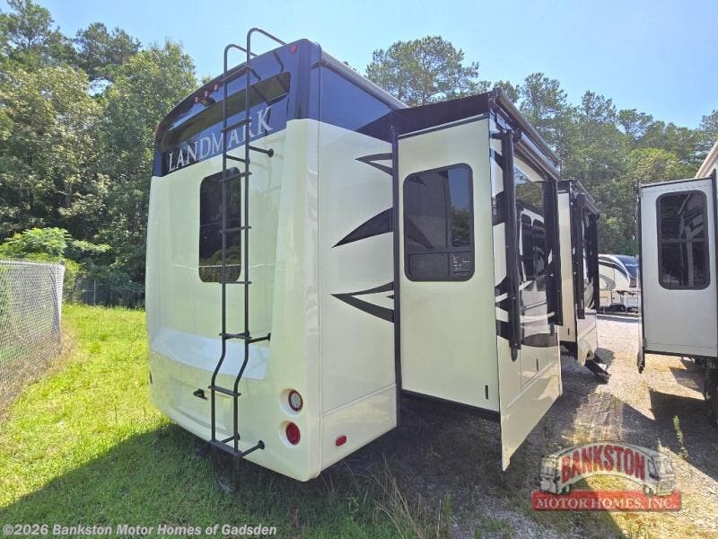 Used 2020 Heartland Landmark 365 Concord available in Attalla, Alabama