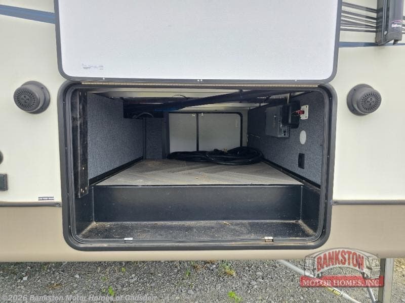 2021 Salem Hemisphere 370BL by Forest River from Bankston Motor Homes of Gadsden in Attalla, Alabama
